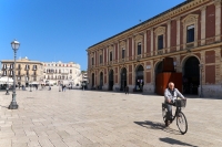 Piazza Del Ferrarese