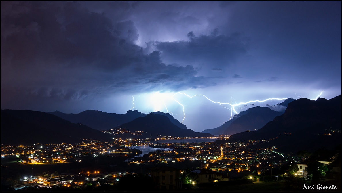 Temporale sul Lario