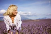 Lavanda e biondi capelli