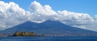 Casetl dell'Ovo e Vesuvio Panoramica Crop